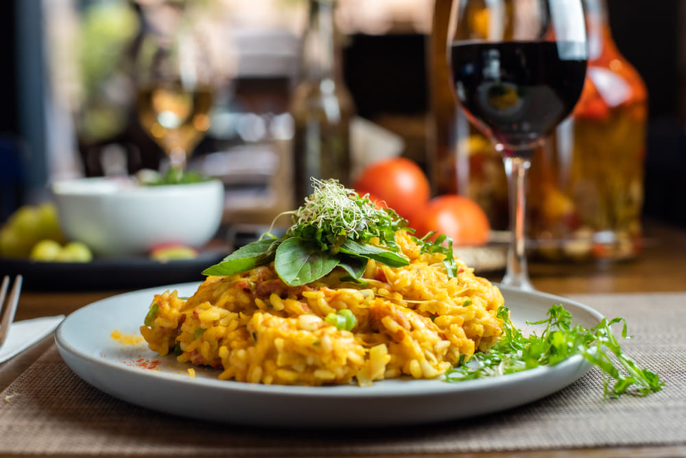 O que pode substituir o vinho no risoto?